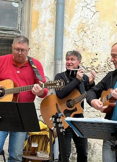 Grilovačka s Town Bandem Tomáše Třetiny